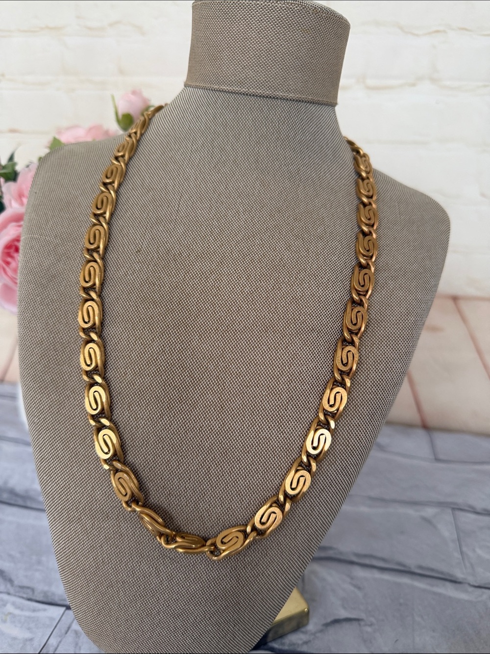 MONET 80’s HEAVY gold toned wide link necklace ornate Greek key gold 23” long